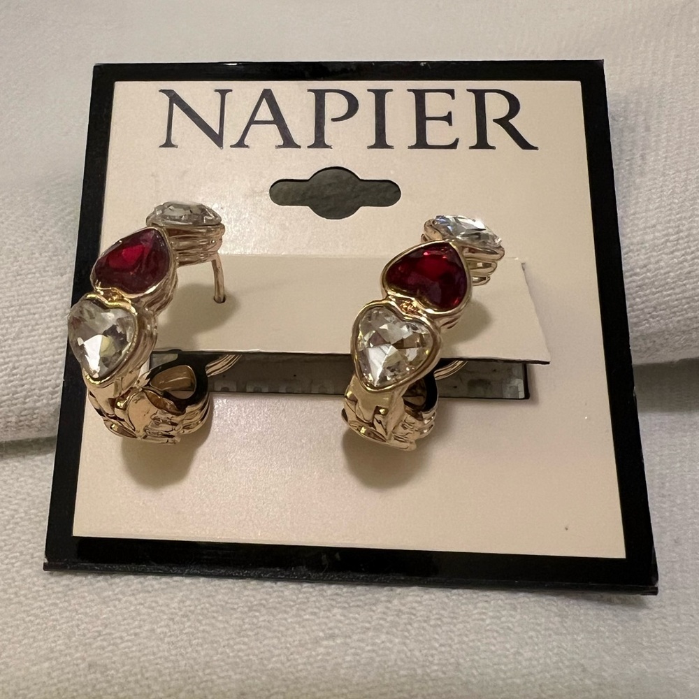Napier Gold and Red Crystal Heart Earrings NWT - Picture 6 of 8